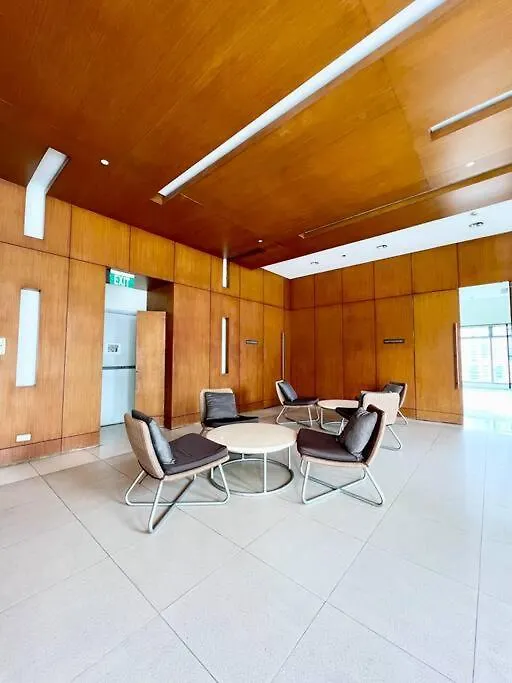 Suzi Home Bgc With Sauna, Gym, Netflix, Pool & High Speed Internet Manila Filippinerna